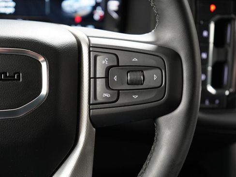 Used 2023 GMC Yukon Denali AWD/4WD image 15
