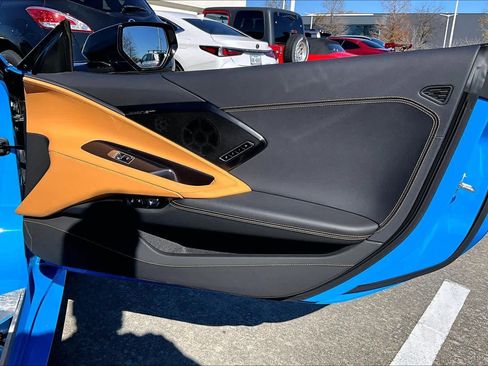 Used 2023 Chevrolet Corvette Stingray Preferred Cpe w/ Z51 Performance Package image 18