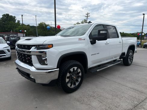 Used 2021 Chevrolet Silverado 2500 LT w/ Convenience Package AWD/4WD image 5