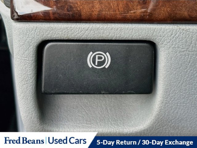 Used 2000 BMW 740i RWD image 12