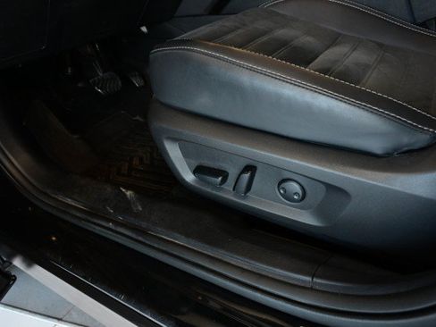 Used 2024 Mitsubishi Outlander SE Black Edition AWD/4WD image 16