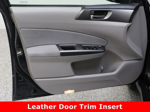 Used 2011 Subaru Forester 2.5X Premium image 12