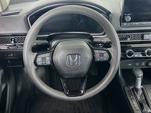Used 2025 Honda Civic LX image 18
