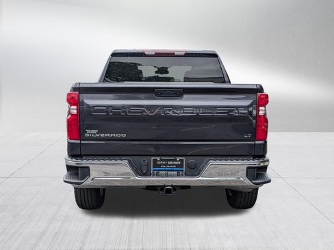 Used 2023 Chevrolet Silverado 1500 LT AWD/4WD image 5