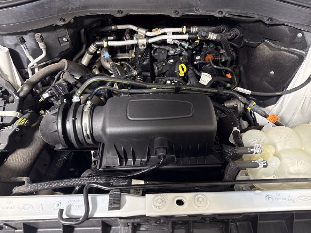 Used 2021 Ford Explorer XLT AWD/4WD image 71