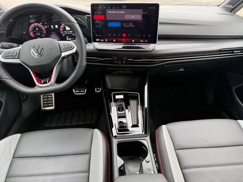 Certified 2025 Volkswagen GTI SE FWD image 11