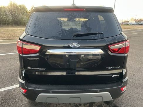 Used 2020 Ford EcoSport Titanium image 5