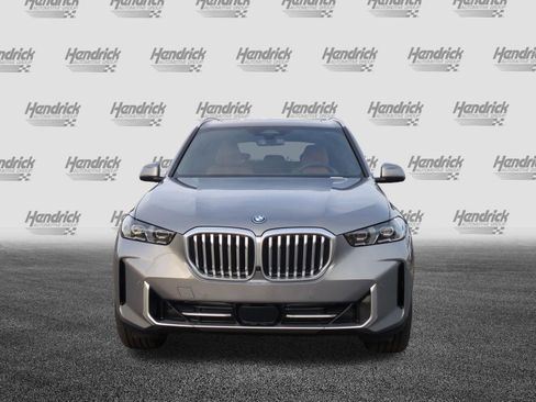 New 2026 BMW X5 xDrive50e w/ Climate Comfort Package AWD/4WD image 3