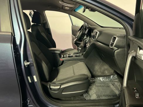 Used 2020 Kia Sportage LX image 23