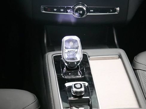 New 2026 Volvo XC90 B6 Plus AWD/4WD image 33