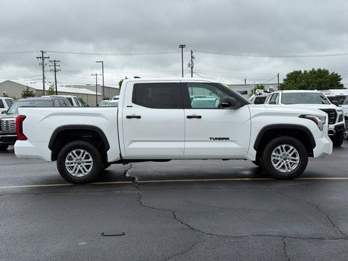 Used 2024 Toyota Tundra SR5 w/ SR5 Convenience Package AWD/4WD image 1