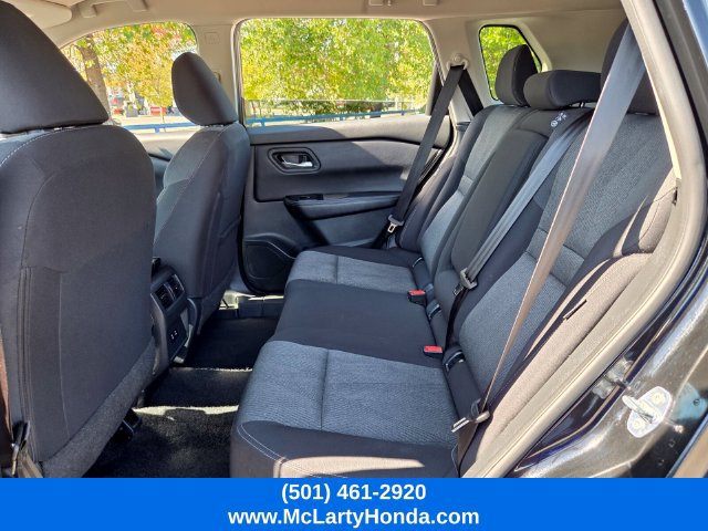 Used 2025 Nissan Rogue SV FWD image 12