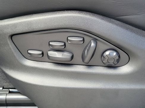New 2026 Porsche Cayenne GTS AWD/4WD image 28