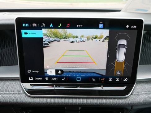 New 2025 Volkswagen Tiguan S AWD/4WD image 12