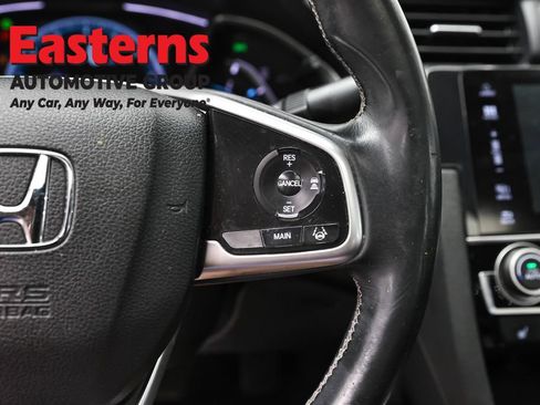 Used 2017 Honda Civic Touring image 16