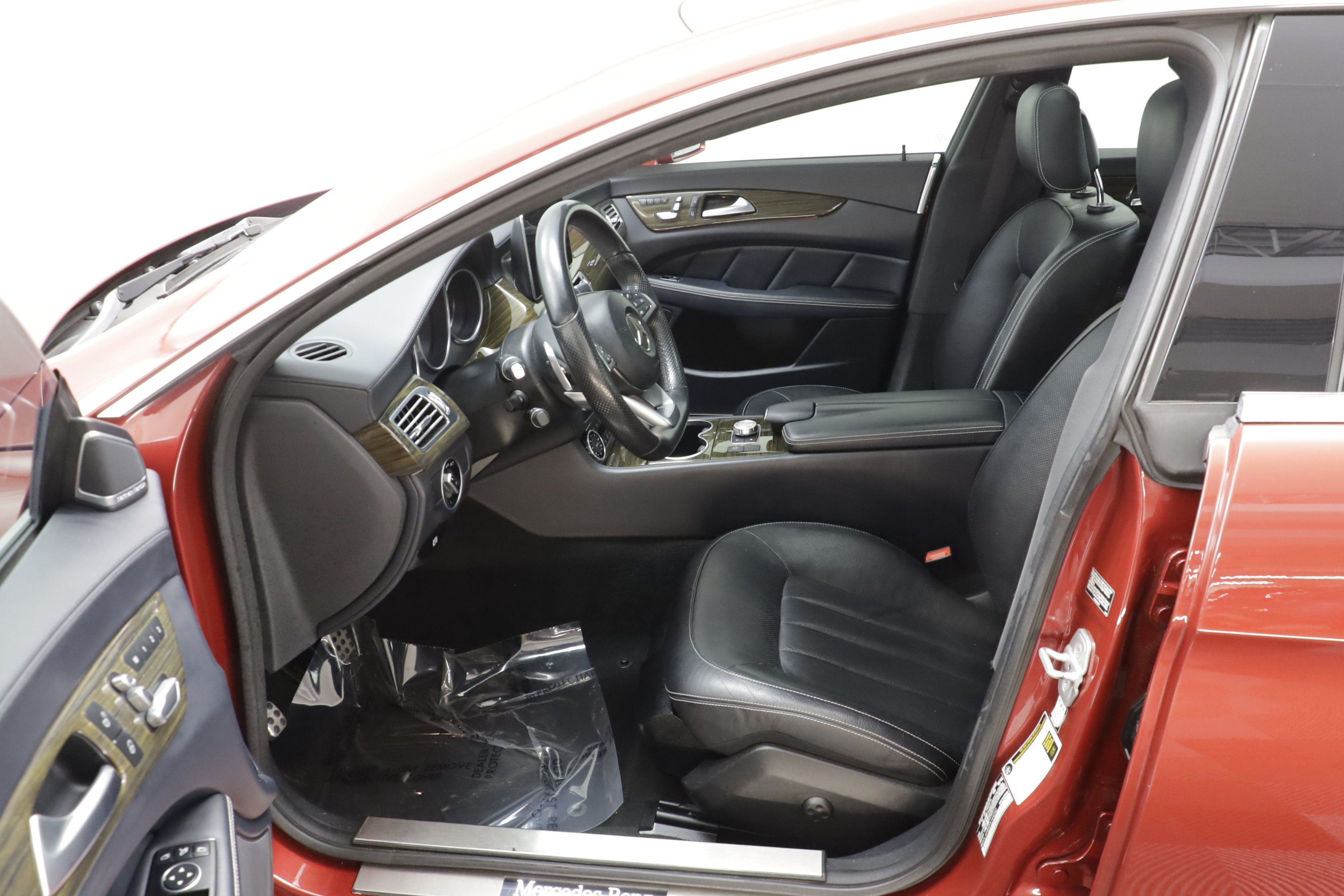 Used 2015 Mercedes-Benz CLS 400 4MATIC image 6