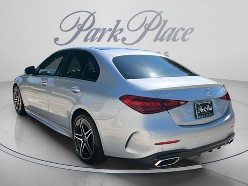 Used 2025 Mercedes-Benz C 300 Sedan image 3