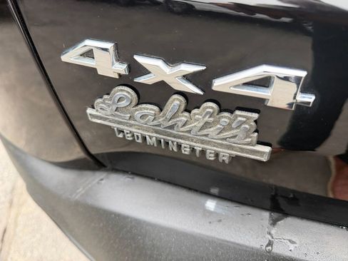 Certified 2020 Jeep Renegade Latitude w/ Cold Weather Group image 27