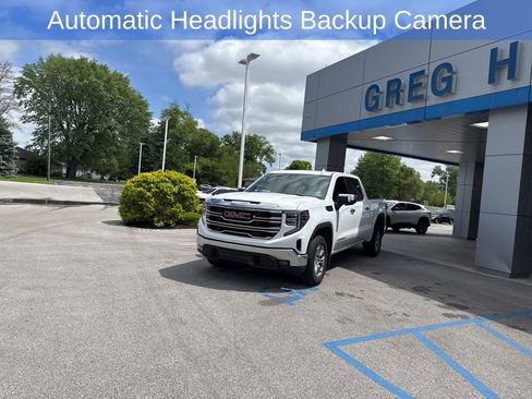 Used 2025 GMC Sierra 1500 SLT AWD/4WD image 3