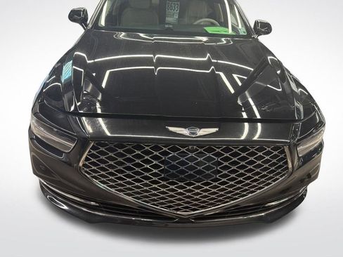 Used 2022 Genesis G90 5.0 Ultimate RWD image 3