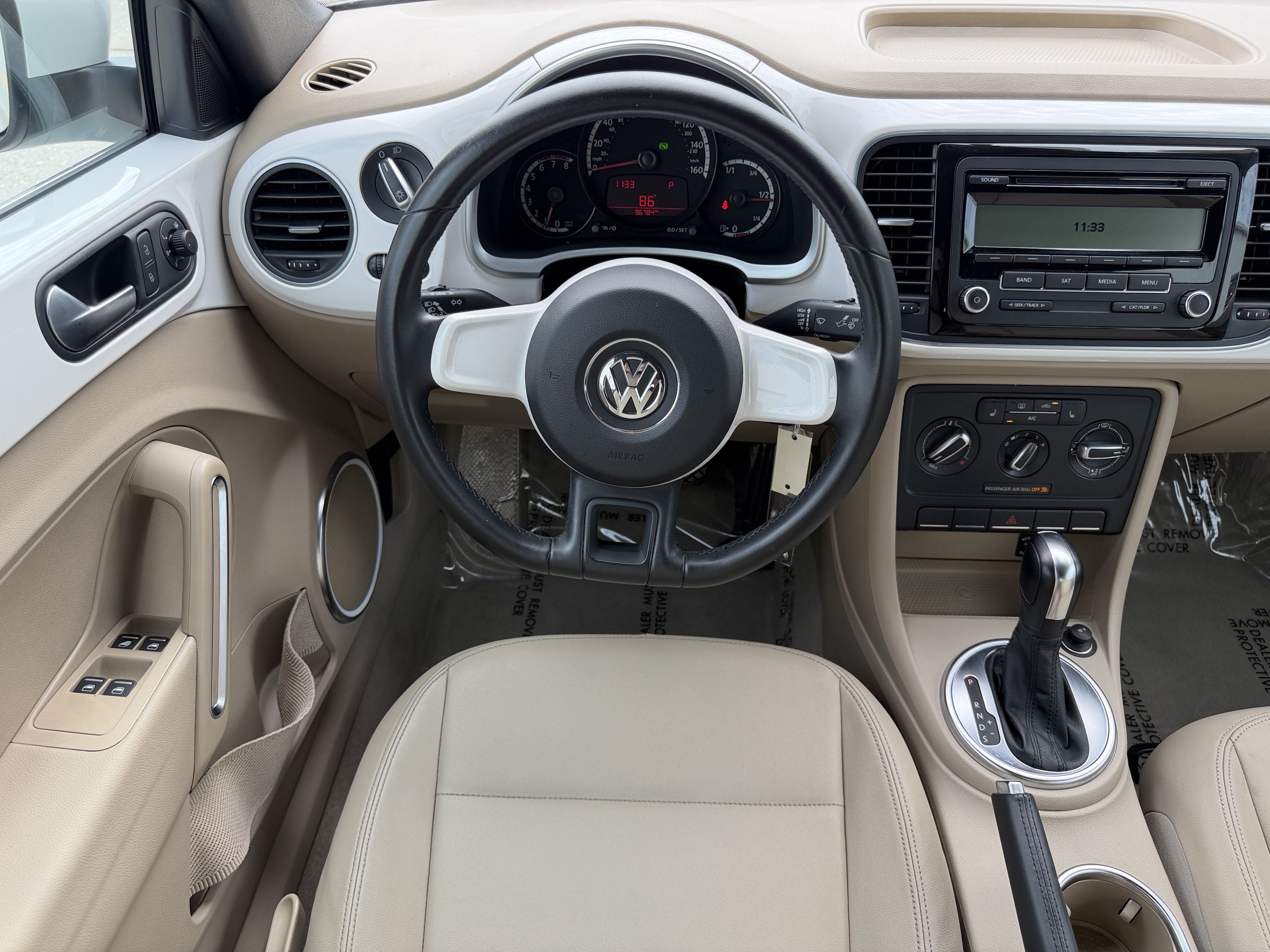 Used 2013 Volkswagen Beetle 2.5 FWD image 14