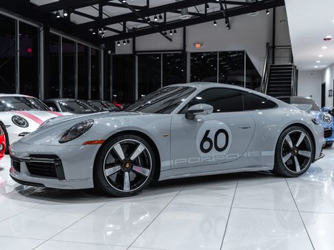 Used 2023 Porsche 911 Sport Classic RWD image 2