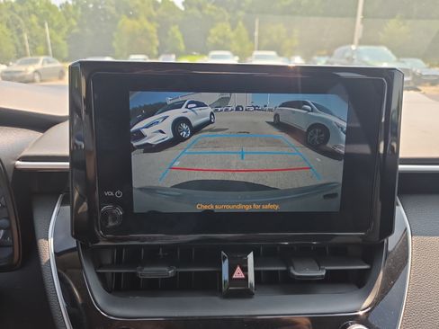 Used 2024 Toyota Corolla LE FWD image 15