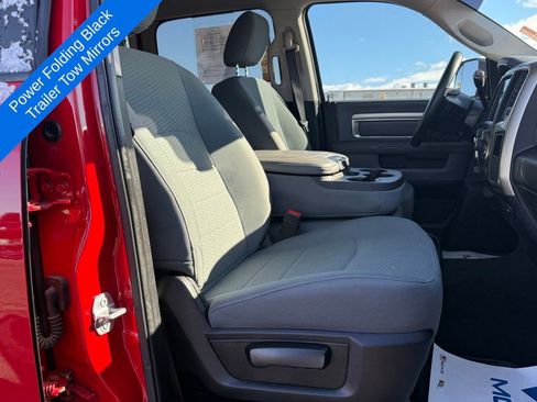 Used 2017 RAM 3500 SLT w/ Luxury Group image 19