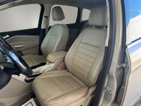 Used 2016 Ford C-MAX Energi SEL w/ Equipment Group 302A image 9