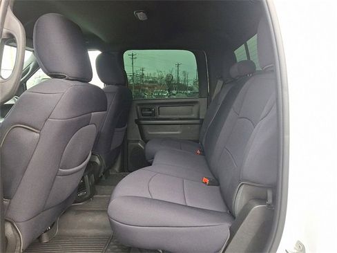 Used 2024 RAM 2500 Tradesman w/ Chrome Appearance Group image 10