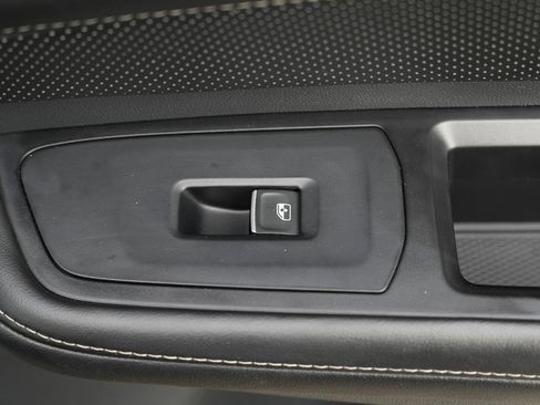 Used 2024 Volkswagen Atlas SE image 37