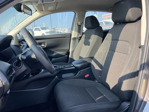 Used 2025 Honda HR-V LX image 13