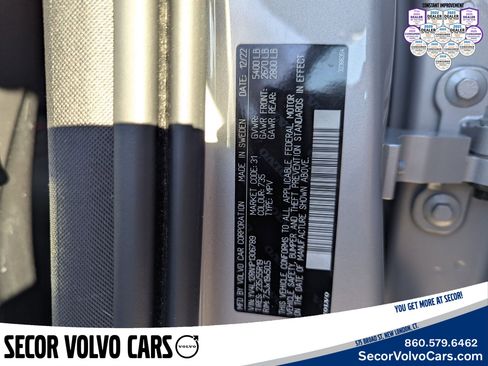 Certified 2023 Volvo XC60 B5 Plus image 30