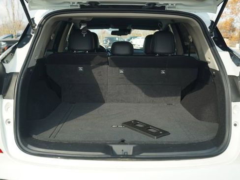 Used 2024 Nissan Murano SV w/ SV Midnight Edition Package image 17