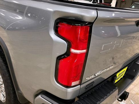Used 2024 Chevrolet Silverado 2500 High Country w/ Z71 Off-Road Package AWD/4WD image 28