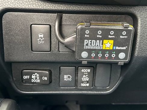 Used 2023 Toyota Tacoma TRD Sport AWD/4WD image 55