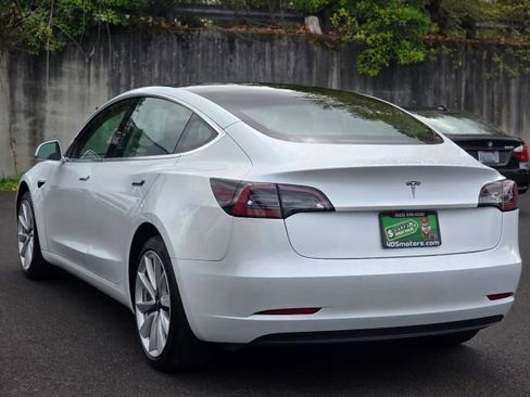 Used 2020 Tesla Model 3 Standard Range Plus image 6