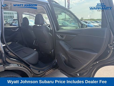 Used 2024 Subaru Forester Premium AWD/4WD image 34
