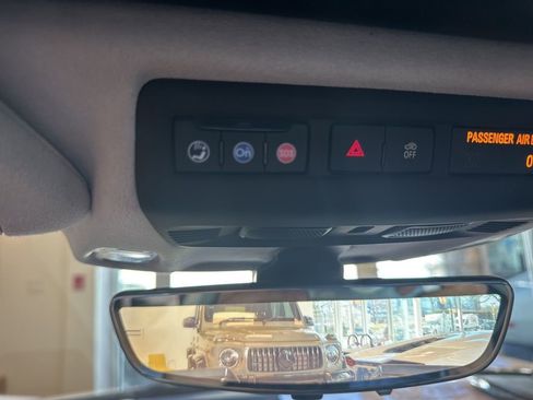 Used 2023 Chevrolet Corvette Z06 w/ Engine Appearance Package image 26