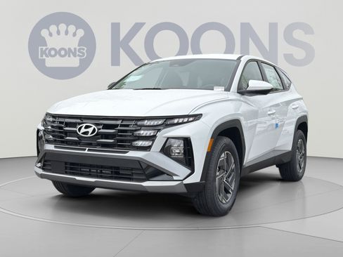 New 2026 Hyundai Tucson Blue SE AWD/4WD image 1