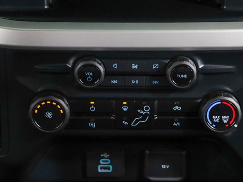 Used 2023 Ford F250 XLT w/ FX4 Off-Road Package AWD/4WD image 20