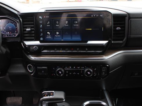 Used 2023 Chevrolet Silverado 1500 RST AWD/4WD image 11