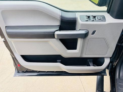 Used 2018 Ford F150 XLT w/ Equipment Group 301A Mid image 31