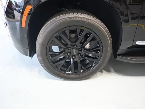 New 2026 GMC Yukon XL Elevation w/ Elevation Premium Package AWD/4WD image 32