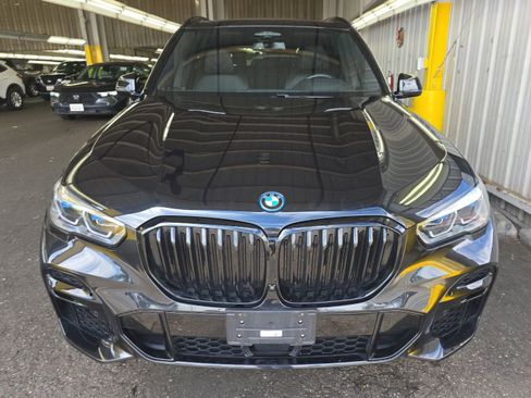 Used 2023 BMW X5 xDrive45e w/ Executive Package image 2
