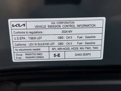 Used 2024 Kia Seltos EX FWD image 22