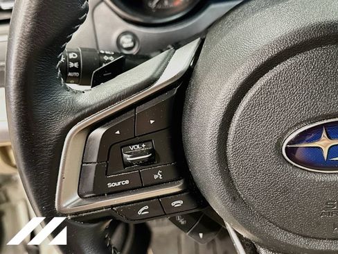 Used 2018 Subaru Outback 2.5i Premium AWD/4WD image 12