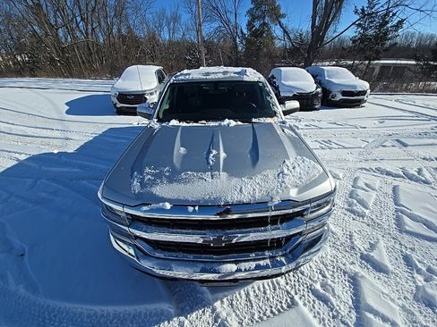 Used 2017 Chevrolet Silverado 1500 LT w/ Trailering Package image 13