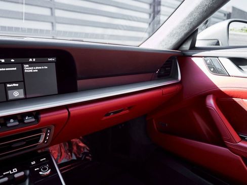 Used 2021 Porsche 911 Turbo S image 73