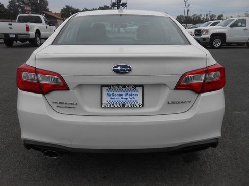 Used 2019 Subaru Legacy 2.5i Premium AWD/4WD image 8